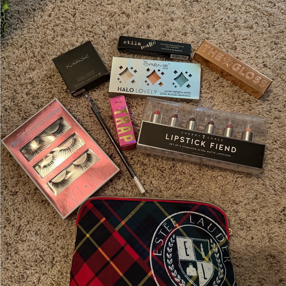 Estee Lauder Tartan Accessory Pouch + Make-Up